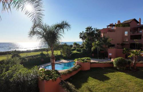Exclusive 1 line Beach Apartment in Marbella with Panoramic Views - Foto 55