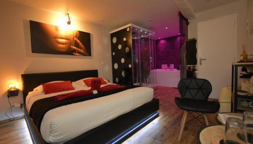 SPA privatif Love room, Le Hammam et Bulles, chez Nuits Chartraines - Foto 3