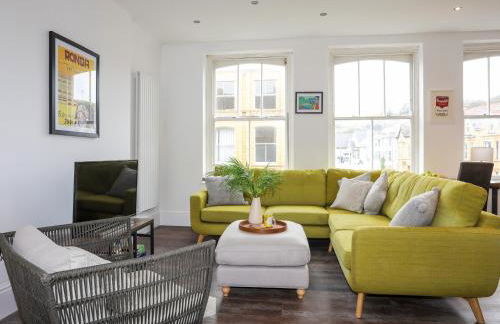 Harbourside Apartment - Photo 6