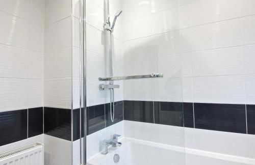 Beautiful Cozy Home With Free Parking - Foto 25