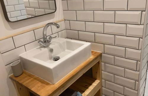 Charleton Farm Cottages - Photo 9