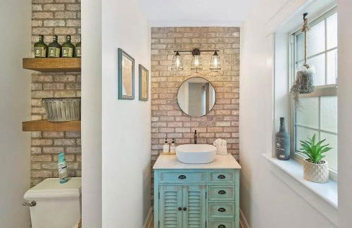 Onyx House King Size Beds Bikes Games Wine - Foto 30