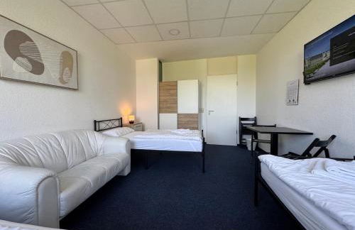 Thuja Apartments Karlsruhe-Neureut by KurzZeit - Foto 4