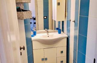 Cozy 2 bedroom flat 5 minutes walk from station - Foto 14