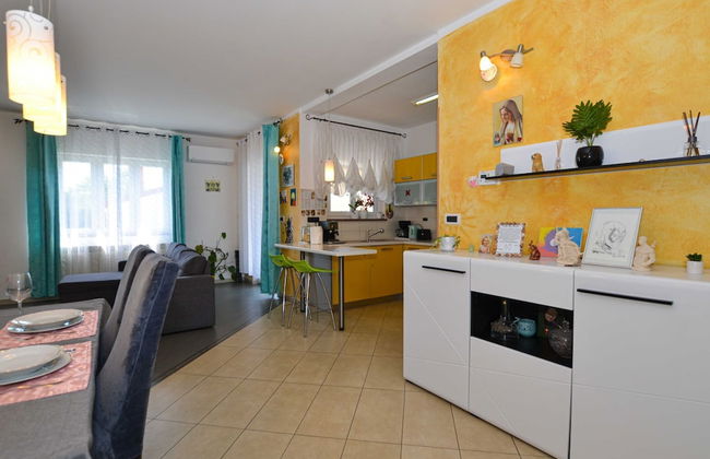 Radovani Peaceful and Serene Apartment With Terrace - Foto 24