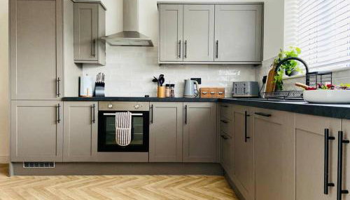 uSnooz I Charming 4-Bed Halifax Home with Garden - Foto 2