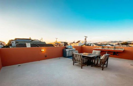 Steps to the Beach! Rooftop Deck! Firepit & BBQ! - Photo 15