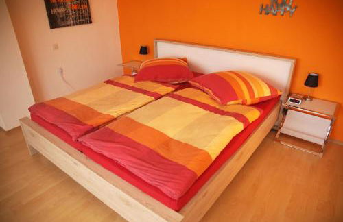 Art City-Studios Kassel 4 und 8, groß, modern, citynah, je 3 Schlafzimmer, kostenfreie Parkplätze, Süd-Balkons, ruhig, Herkulesblick - Foto 14