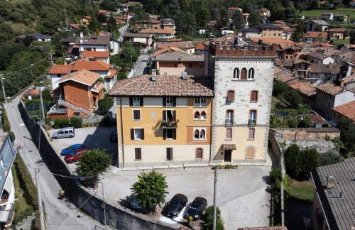 Bella Alda Beautiful Como Castle Penthouse - Foto 33