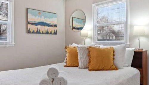 Pet Friendly Large Fenced Backyard Covered Patio - Foto 2