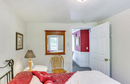 Relax Fireside! Frankfort Apt Near Dtwn and Beaches - Photo 14