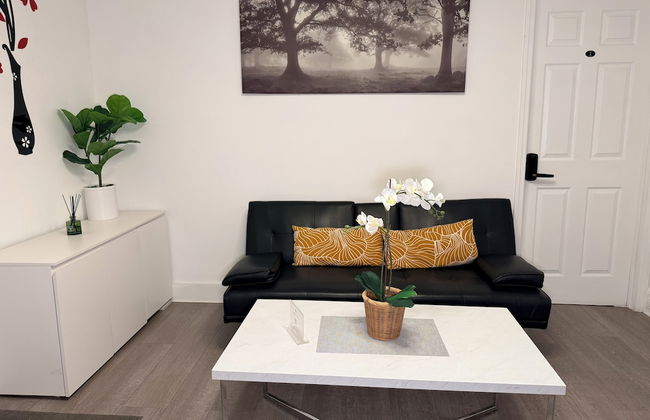 Modern Private Share Bedroom Bus stop to NYC - Foto 33