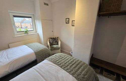 Free Parking, Outdoor Decking - Flanders Cottage - Foto 33