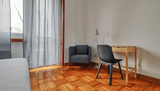 JOIVY Chic 3-Bed Flat Near Colonne di San Lorenzo - Foto 5, Habitación