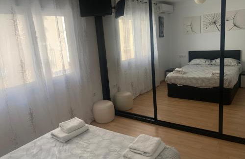 Duplex a 3 minutos de playa de la victoria Cadiz - Photo 9