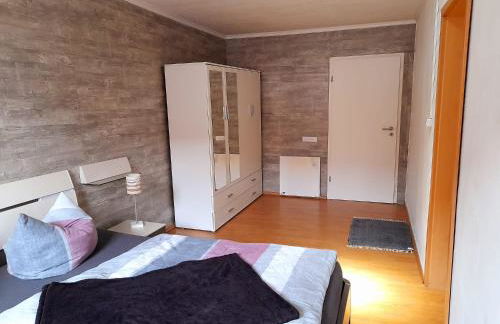 Willkommen in dem Luftkurort und Käsestadt Nieheim Rennstrecke 4km entfernt Fewo1 - Foto 10