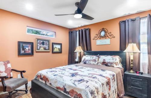 Stockyards Longhorn House, TCU close by - Foto 24