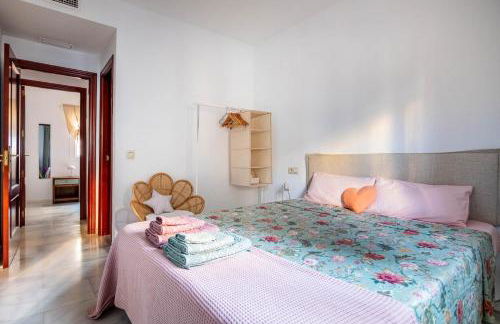 Piso con patio privado y parking Nervión Sevilla - Foto 29