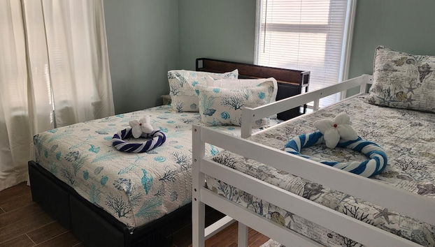 159 Pearl St 2 Bedroom Home - Foto 3, Habitación