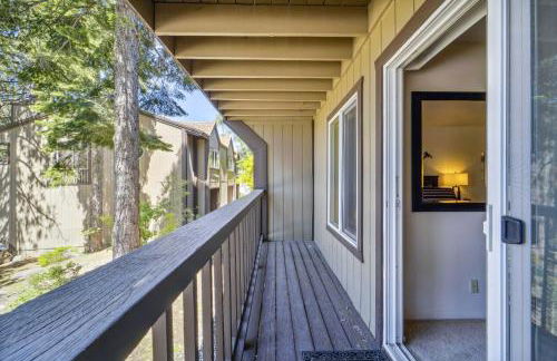 10 Mi to Palisades Tahoe! Condo with Game Room - Foto 13