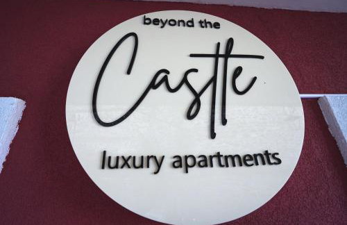 Beyond The Castle - Foto 14