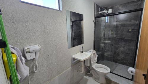 Flat completo 12 minutos do centro com lojas variadas - Foto 3, towels, Shower