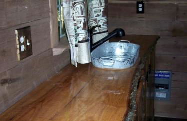 Secluded Watertree Tiny House near Old Hickory Lake – Private Deck, Trails & Breakfast - Foto 26
