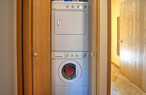 Waterfront Vandalia House with Dock on Donnell Lake! - Foto 18