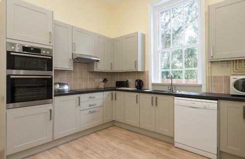 The Old Butler's House - Photo 7