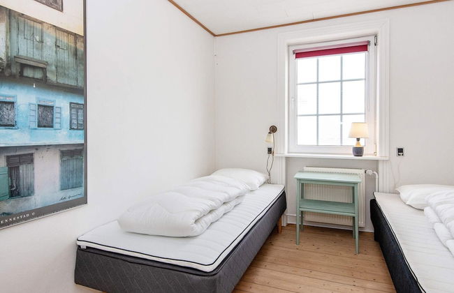 8 Person Holiday Home in Thyboron - Photo 2