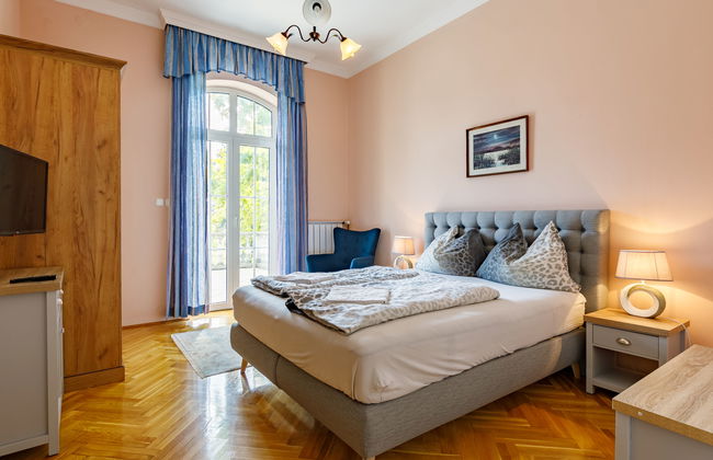 10 bedroom House in Fonyód with private pool and garden - Photo 22