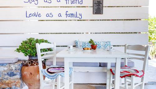 Harama Hotel Schinousa - Foto 2, Garden