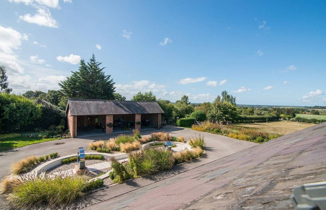 Super Spacious Barn Conversion With Free Wifi, Netflix Fireplace - Photo 39
