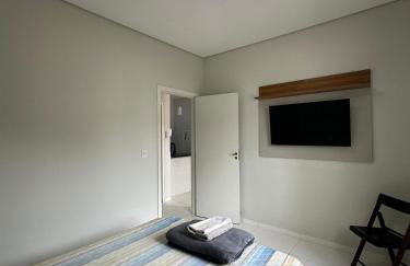 Apartamentos novos em condomínio no Caçari - Foto 4