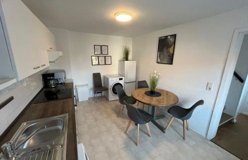 Geräumige 2-Zimmer Monteurunterkunft mit Garten und überdachter Terrasse - Foto 1