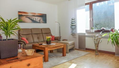 2 Bedroom Cozy Apartment In Finnentrop - Foto 4