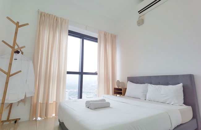 Icon City Premier Suites by WeCare - Photo 54