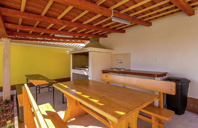 Detached House With Swimming Pool Near the Sea - Foto 15