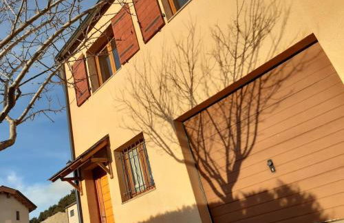 Formiguères Chalet 3 faces idéal famille - Foto 2