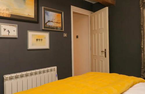 Tranquil Lake District Village Apartment - Foto 16