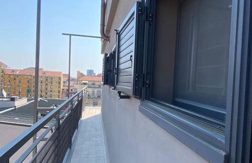 PENTHOUSE LUCE Milano near Metro-Bus-tram - Foto 29