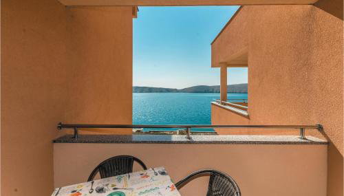 1 Bedroom Cozy Apartment In Vlasici - Foto 3