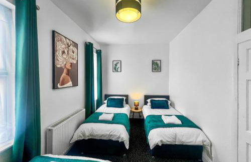 Stylish House Near Hospital with Free Parking - Foto 6