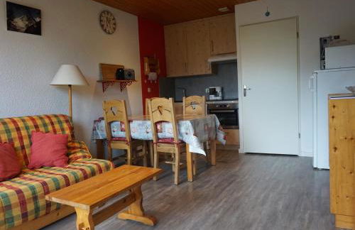 Appartement à Méaudre - 4 pers, proche centre, balcon, parking - FR-1-737-9 - Foto 1