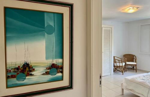 Vista dos sonhos na beira do mar de Angra com pier - Foto 55