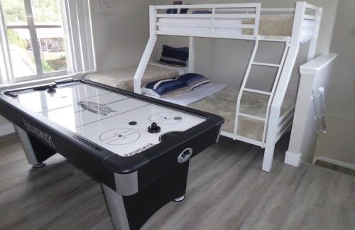 Perfecto Mundo 7, Orlando Area 6BR-2MB-3BR Indoor Pool, Ping Pong, Jacuzzi, Disney - Foto 45