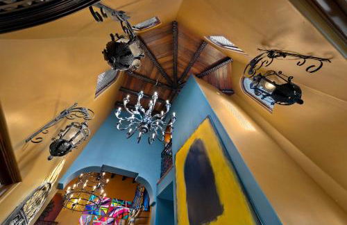 Skyline and Bay Views Spanish Villa Pool and Hot Tub - Foto 21