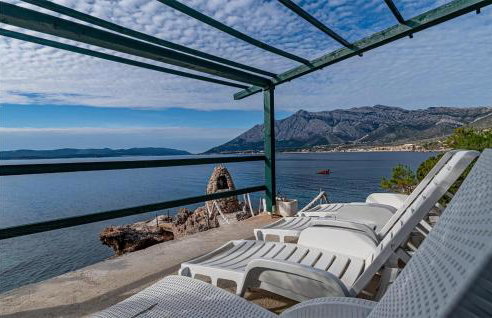 Nice Home In Postup With Sauna - Photo 9