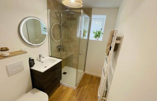 Appartement calme et cosy proche centre vue château - Foto 6