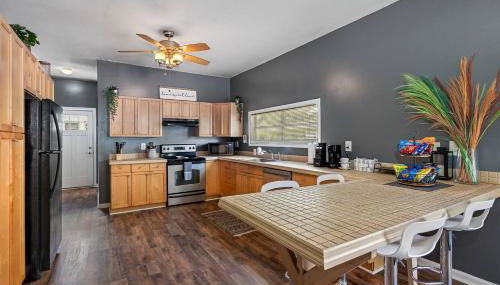 Wonderful 3 Bed 2 Bath House in Heart of YBOR City - Photo 3